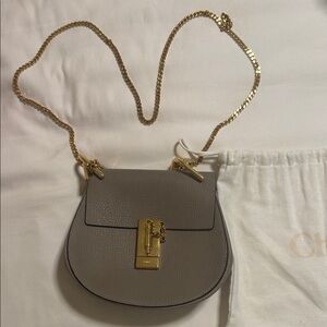 chloe drew shoulder bad